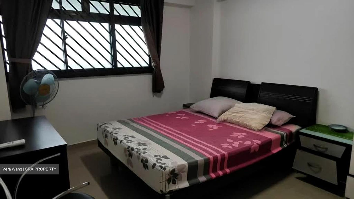 Blk 332 Jurong East Avenue 1 (Jurong East), HDB 5 Rooms #574652691